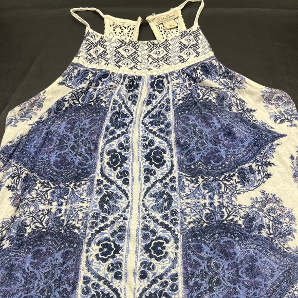 Lucky Brand tank top - Size: M - gently worn - Picture 4 of 5